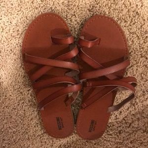 Mission sandals
